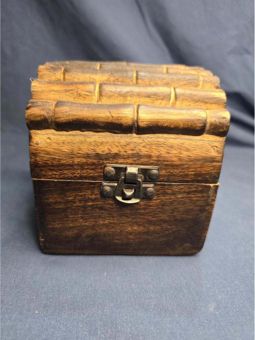 Vintage Rustic Wooden 6 Coasters In Box with Bamboo Design